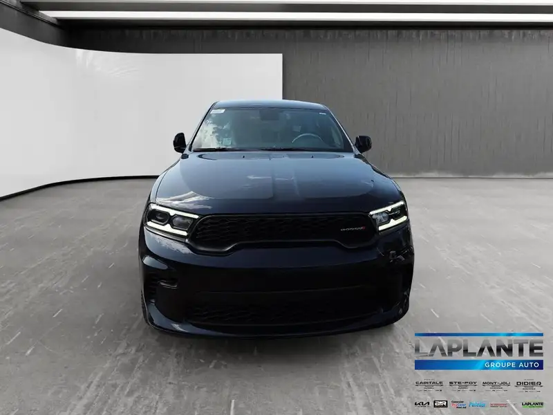 2027 Dodge Durango GT, Night Moves, 10 km, dovoz Kanada — foto 2 z 12