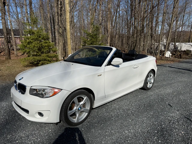2012 BMW 1Series, 114 000 km, dovoz Kanada — foto 1 | AMECAR 2012 BMW 1Series, 114 000 km, dovoz Kanada — foto 1