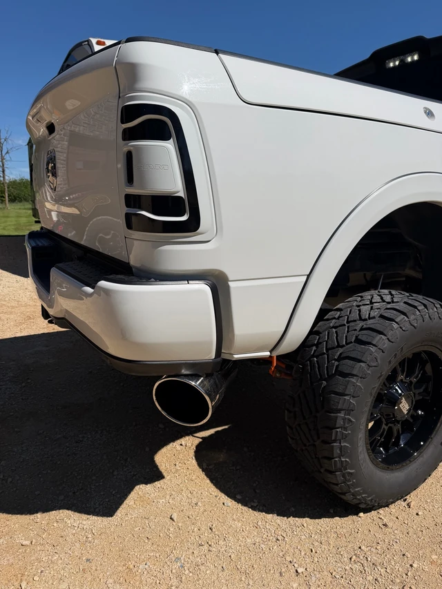 2020 Dodge Ram2500, 62 000 km, dovoz Kanada — foto 2 z 5