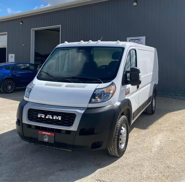 2022 RAM ProMaster, biela, 177 000 km, dovoz Kanada — foto 3 z 5