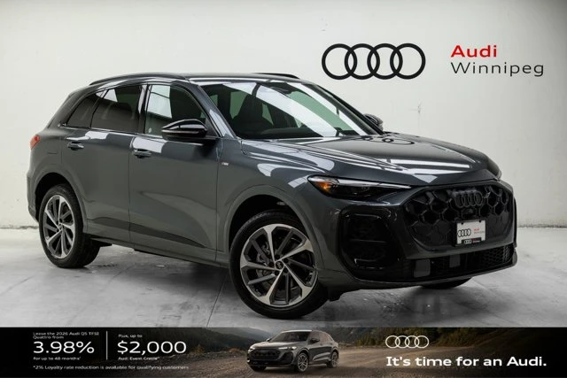 2026 Audi Q5 Technik, sivá, 8 km, dovoz Kanada — foto 1