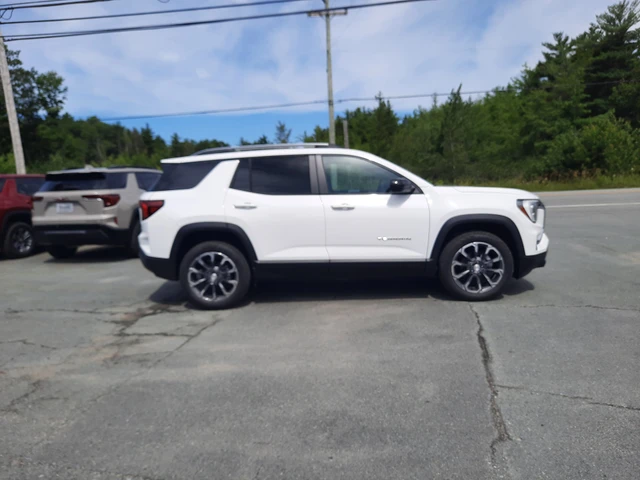 2027 GMC Terrain AWD Elevation, čierna, 6 km, dovoz Kanada — foto 5 z 20