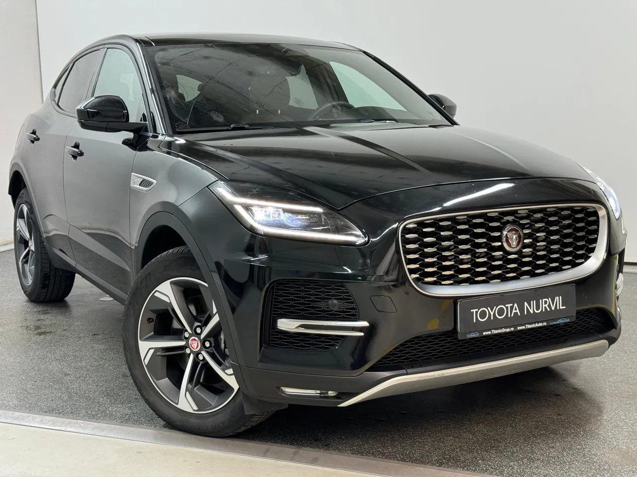 2022 Jaguar E-Pace, 25 000 km, Rumunsko — foto 1