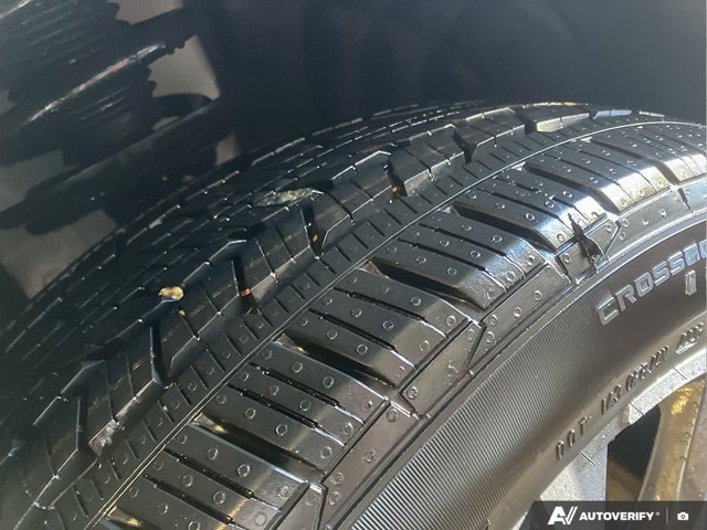 2027 GMC Acadia Elevation, biela, 6 km, dovoz Kanada — foto 11 z 20