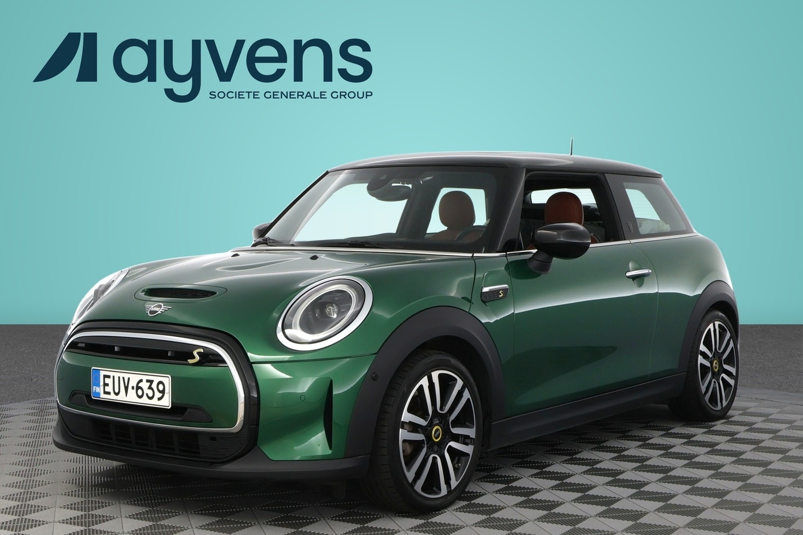 2023 MINI hatchback, 45 000 km, Fínsko — foto 1