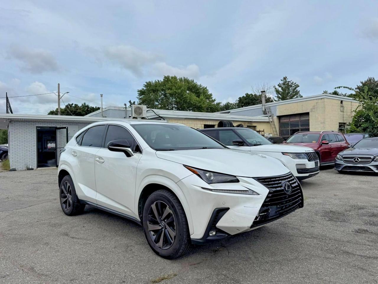 2020 Lexus NX 300, biela, 234 894 km, dovoz USA — foto 1 2020 Lexus NX 300, biela, 234 894 km, dovoz USA — foto 1