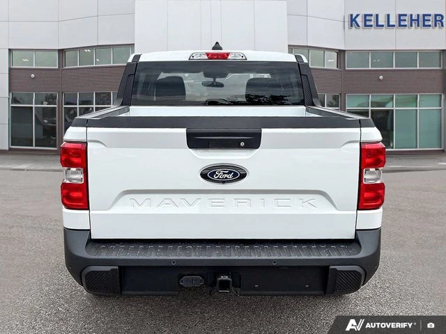 2026 Ford Maverick XLT, biela, 17 km, dovoz Kanada — foto 4 z 20