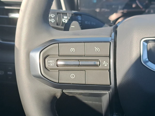 2027 GMC Terrain AWD AT4, sivá, 6 km, dovoz Kanada — foto 14 z 20