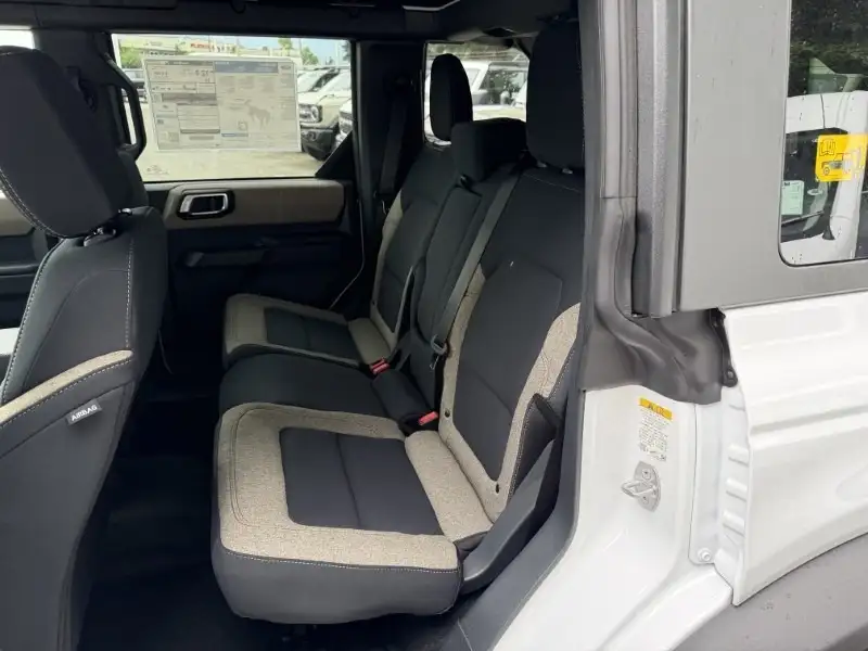 2026 Ford Bronco BIG BEND, biela, 0 km, dovoz Kanada — foto 8 z 12