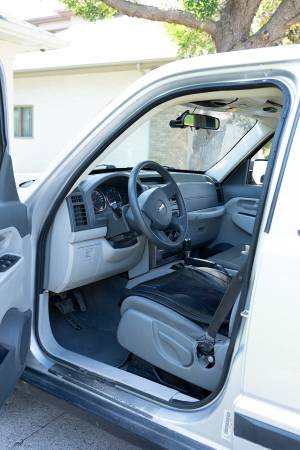 2008 Jeep, dovoz Kanada — foto 8 z 9