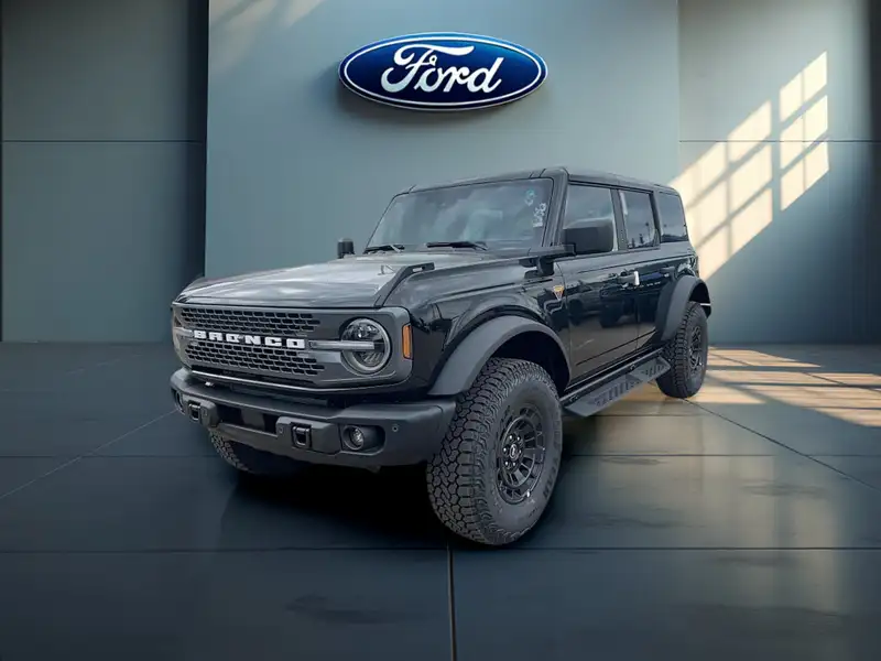 2026 Ford Bronco 4 Door, čierna, 0 km, dovoz Kanada — foto 1 z 12 2026 Ford Bronco 4 Door, čierna, 0 km, dovoz Kanada — foto 1 z 12