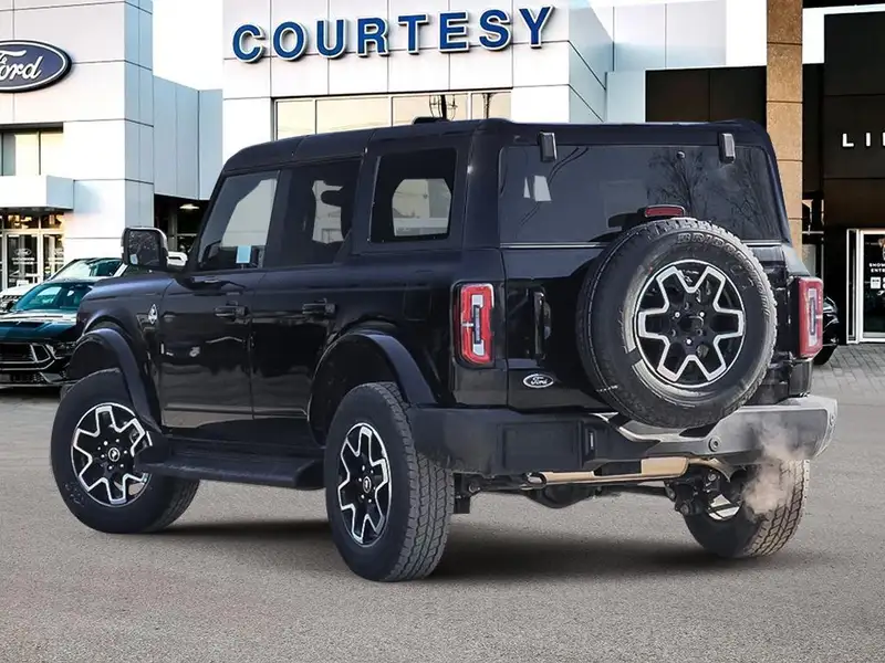 2026 Ford Bronco Outer Banks, čierna, 0 km, dovoz Kanada — foto 4 z 9