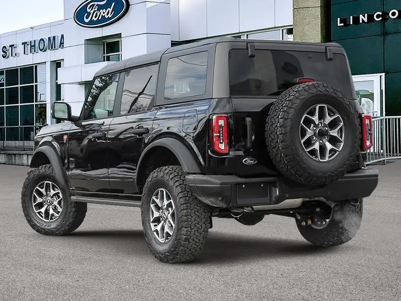 2026 Ford Bronco Badlands, čierna, 0 km, dovoz Kanada — foto 4 z 12