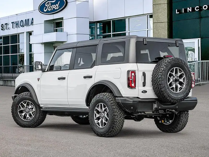 2026 Ford Bronco Badlands, biela, 0 km, dovoz Kanada — foto 4 z 12