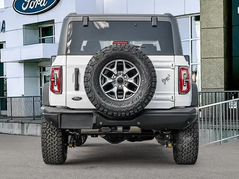2026 Ford Bronco Badlands, biela, 0 km, dovoz Kanada — foto 5 z 12