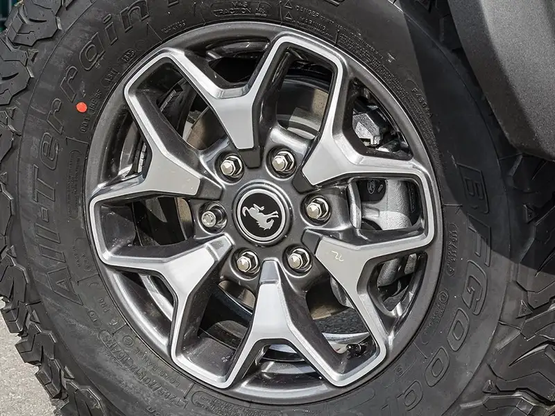 2026 Ford Bronco Badlands, biela, 0 km, dovoz Kanada — foto 6 z 12