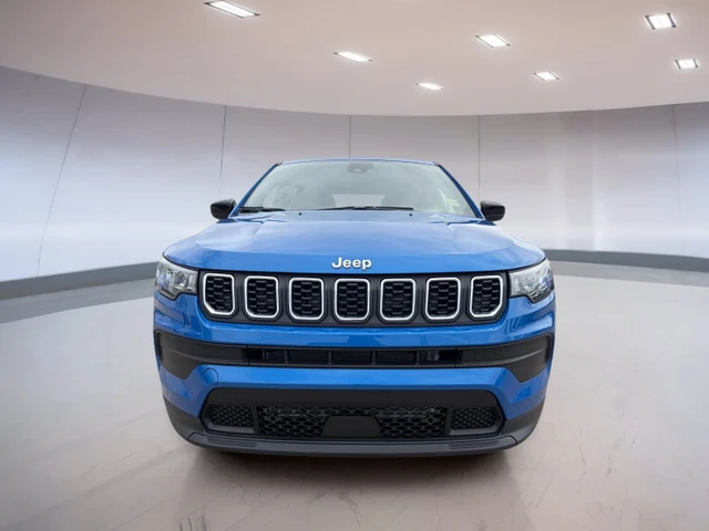 2026 Jeep Compass Sport, modrá, 5 km, dovoz Kanada — foto 3 z 5