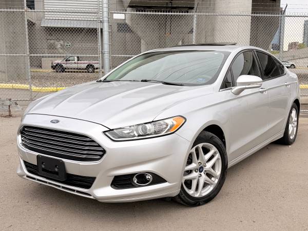 2013 Ford, dovoz USA — foto 1