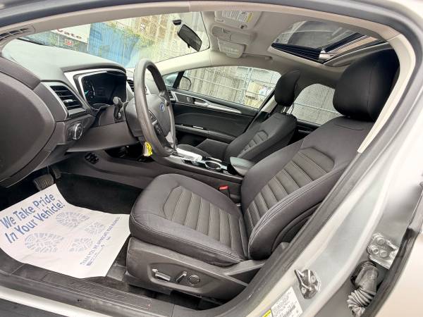 2013 Ford, dovoz USA — foto 10 z 12
