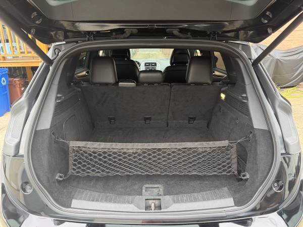 2017 Lincoln, dovoz USA — foto 10 z 12