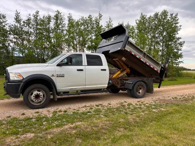 2013 RAM 5500, biela, 305 000 km, dovoz Kanada — foto 1