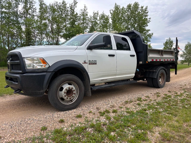 2013 RAM 5500, biela, 305 000 km, dovoz Kanada — foto 2 z 5