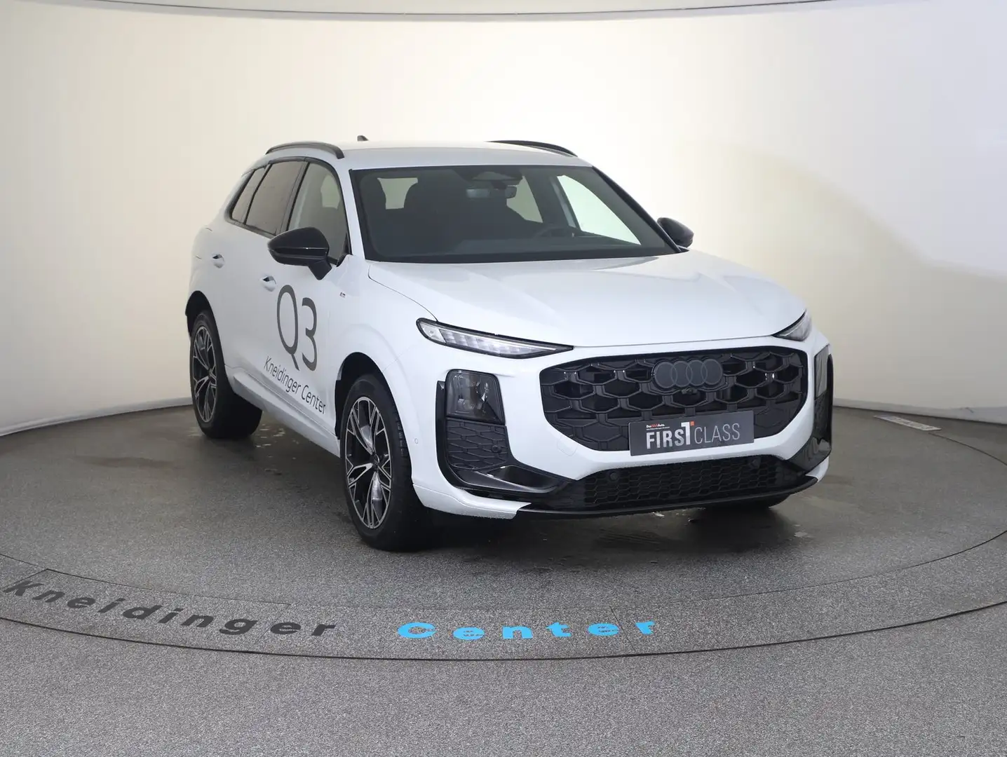 2026 Audi Q3, 1 km, Rakúsko — foto 7 z 12