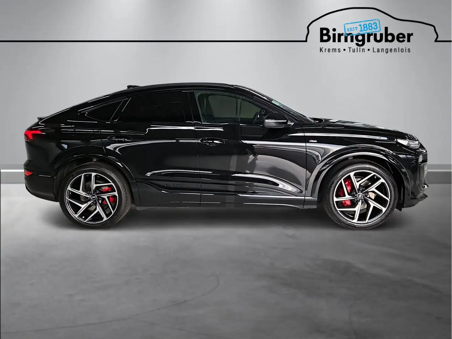 2026 Audi Q6 e-tron, 1 km, Rakúsko — foto 3 z 12
