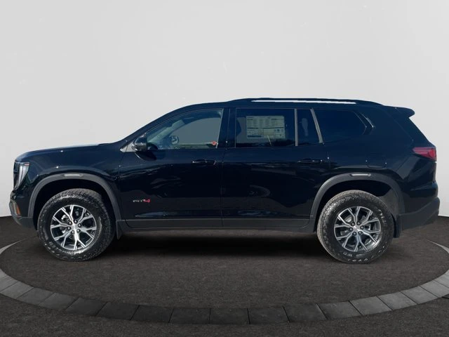2027 GMC Acadia AT4 AWD, čierna, 6 km, dovoz Kanada — foto 2 z 20