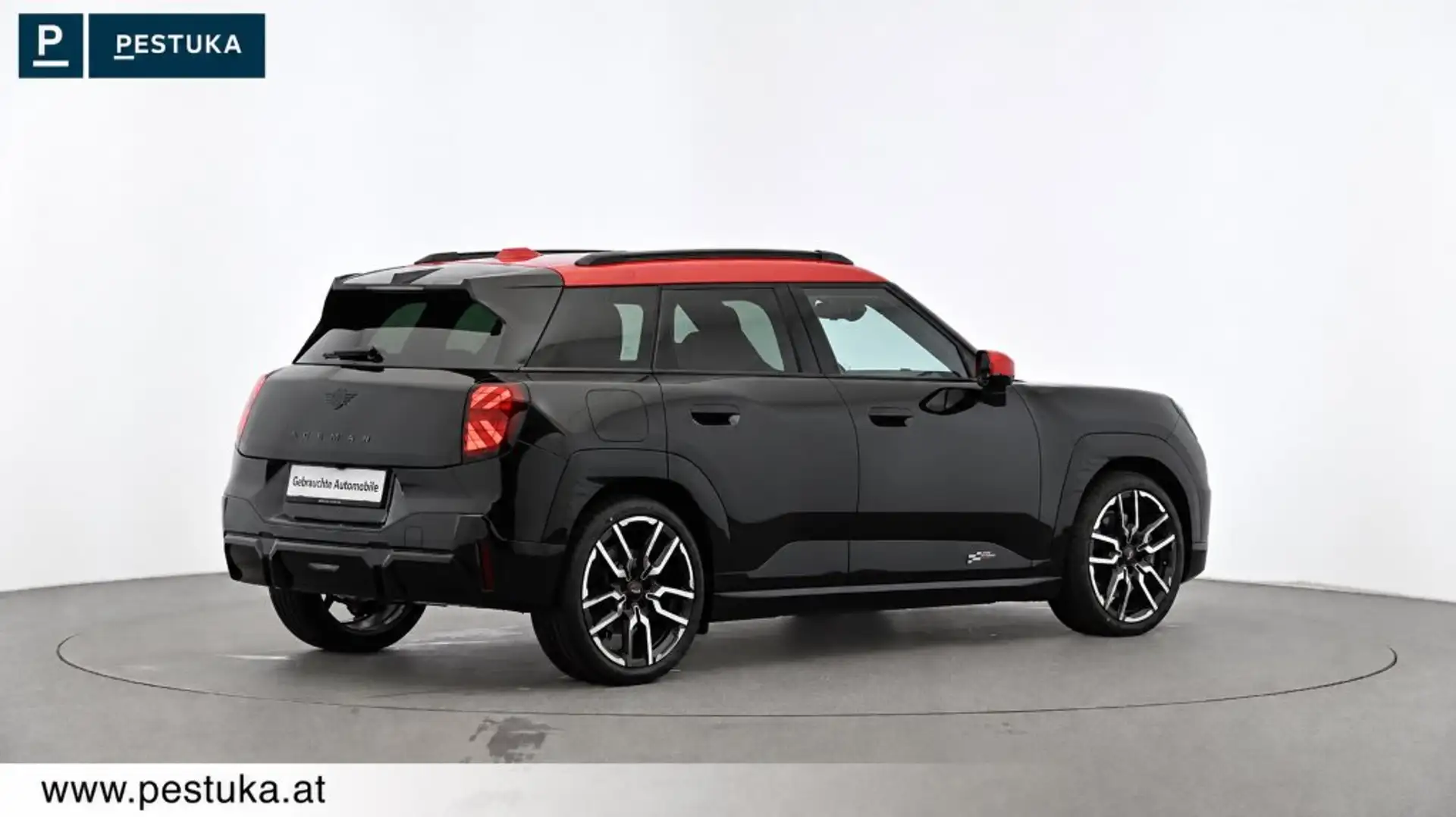 2026 MINI Aceman, 7 130 km, Rakúsko — foto 4 z 12