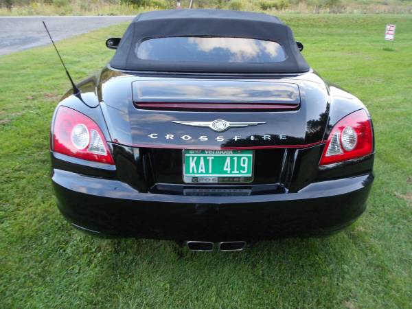 2005 Chrysler, dovoz USA — foto 5 z 12