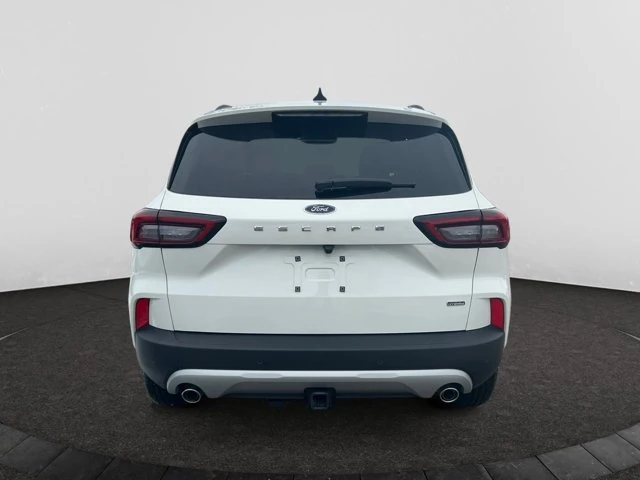 2026 Ford Escape PHEV, biela, 3 km, dovoz Kanada — foto 4 z 20