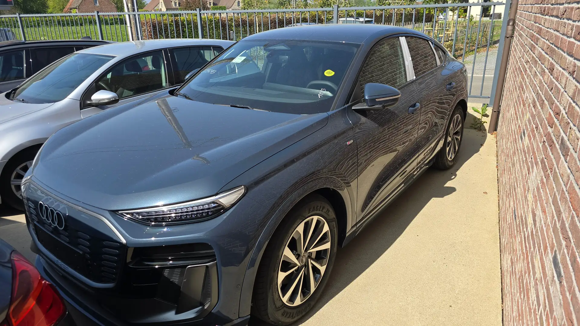 2026 Audi Q6 e-tron, 1 km, Belgicko — foto 1