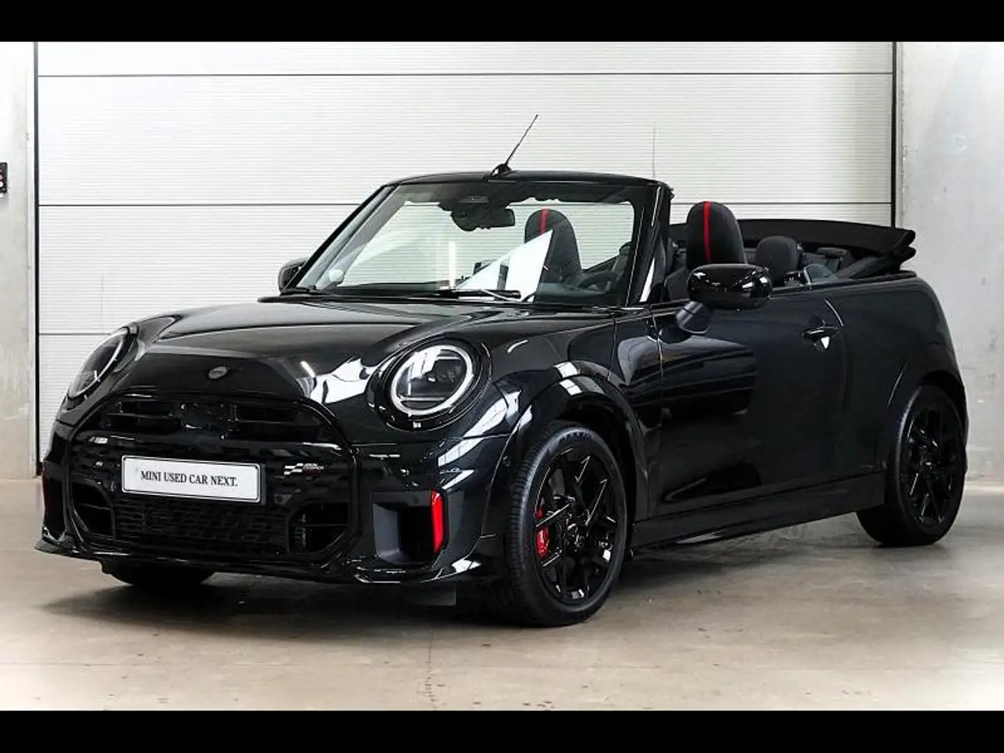 2026 MINI John Cooper Works Cabrio, 4 022 km, Belgicko — foto 1