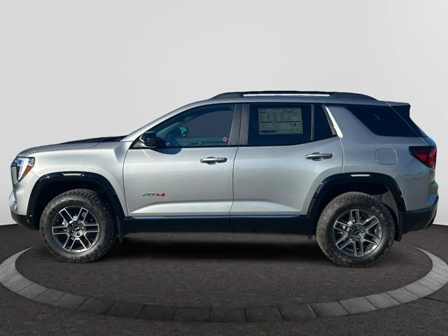 2027 GMC Terrain AWD AT4, sivá, 5 km, dovoz Kanada — foto 2 z 20