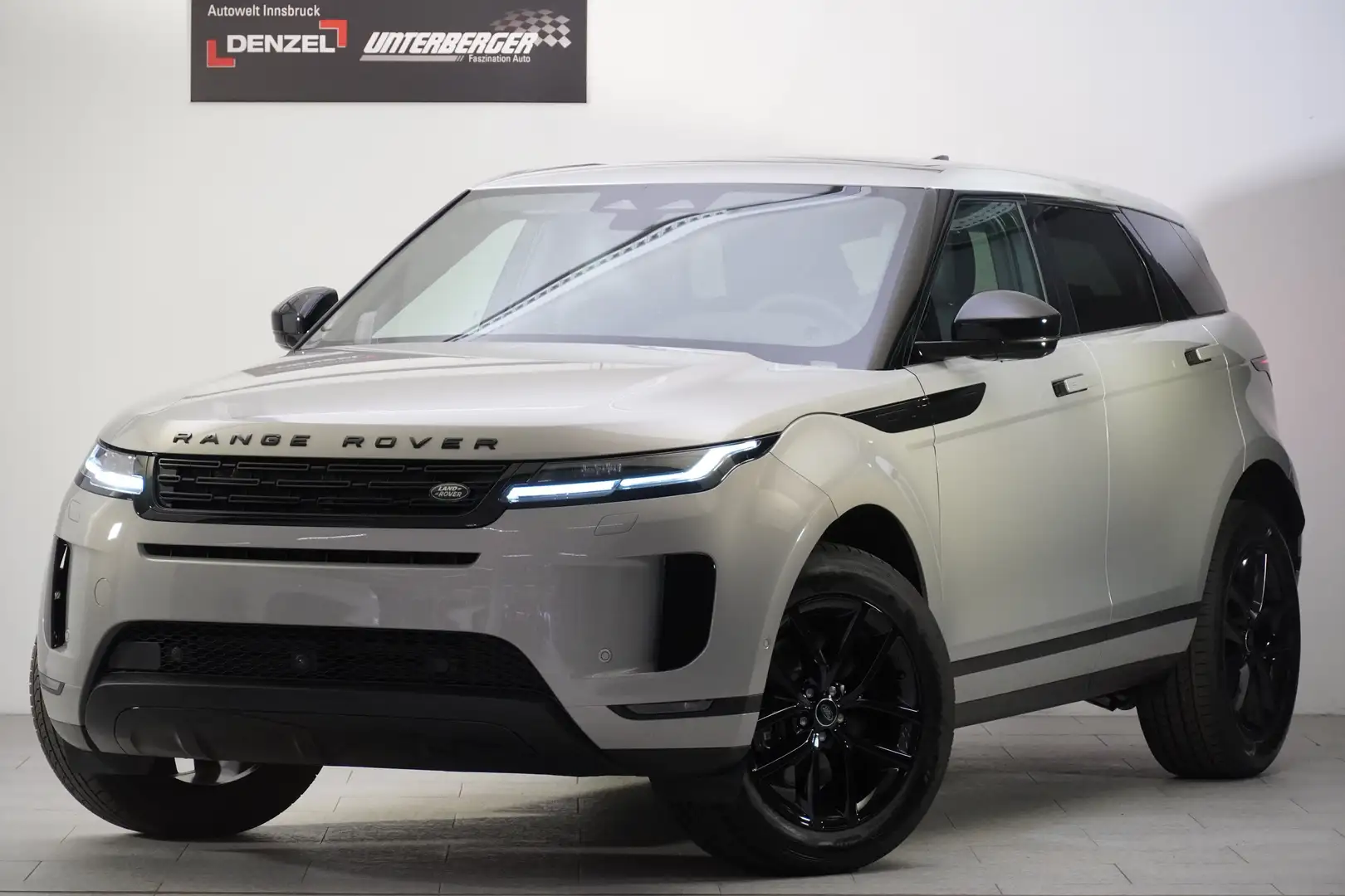 2026 Land Rover Range Rover Evoque, 15 km, Rakúsko — foto 1