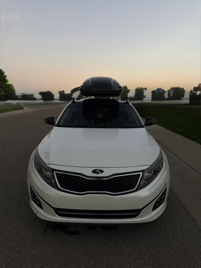 2015 Kia Optima, 175 000 km, dovoz Kanada — foto 1