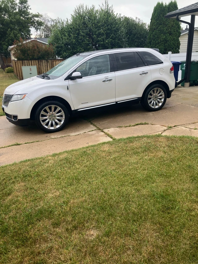 2013 Lincoln Mkx, 180 000 km, dovoz Kanada — foto 3 z 5