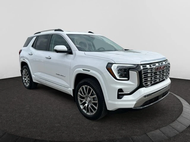 2027 GMC Terrain AWD Denali, biela, 6 km, dovoz Kanada — foto 7 z 20