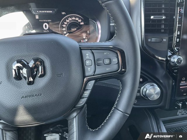 2027 RAM 1500 Limited, čierna, 1 km, dovoz Kanada — foto 15 z 20