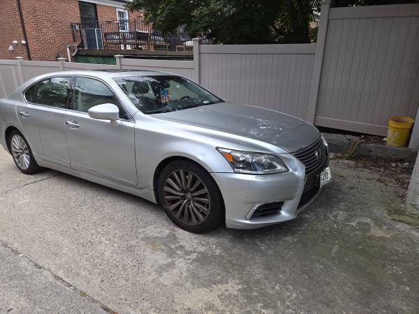 2014 Lexus, dovoz USA — foto 1