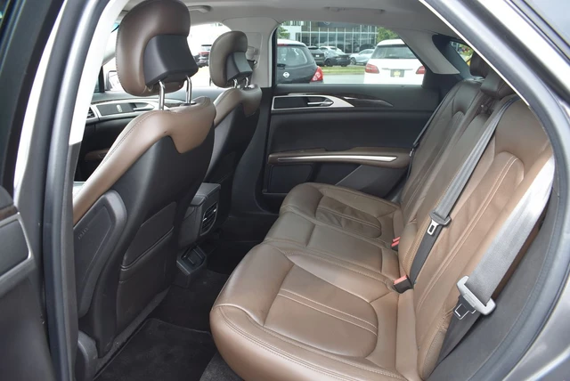 2014 Lincoln Mkz Base, sivá, 106 193 km, dovoz Kanada — foto 8 z 8