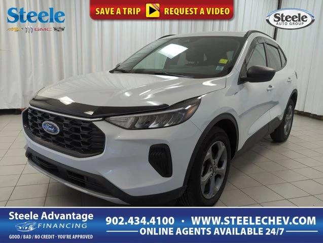 2025 Ford Escape ST-Line, sivá, 3 710 km, dovoz Kanada — foto 1