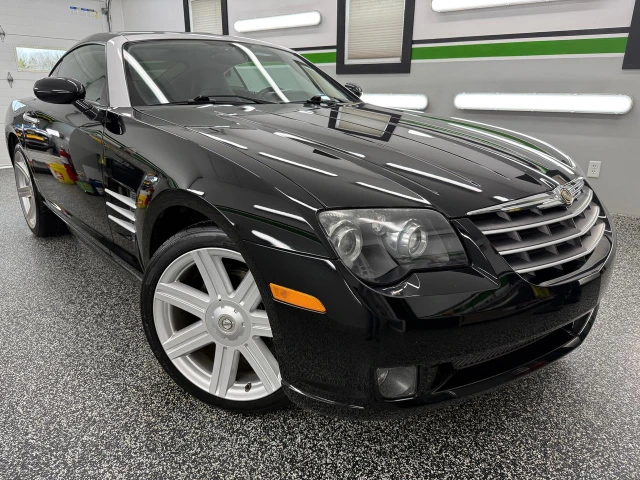 2004 Chrysler Crossfire 2dr Cpe, čierna, 75 000 km, dovoz Kanada — foto 1 z 15 2004 Chrysler Crossfire 2dr Cpe, čierna, 75 000 km, dovoz Kanada — foto 1 z 15