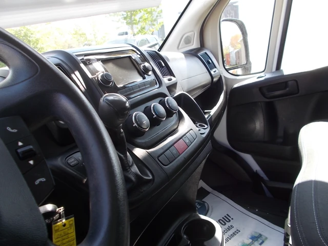 2018 RAM Promaster 2500, 134 899 km, dovoz Kanada — foto 10 z 18