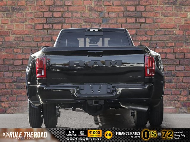 2026 RAM 3500 Limited, čierna, 12 km, dovoz Kanada — foto 5 z 20