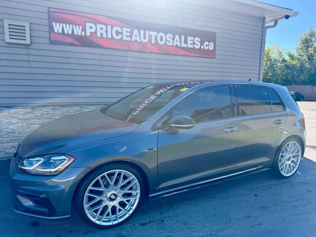2018 Volkswagen Golf R, sivá, 108 000 km, dovoz Kanada — foto 1
