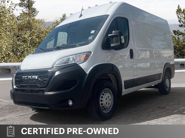 2025 RAM ProMaster Cargo Van Tradesman, biela, 18 655 km, dovoz Kanada — foto 1