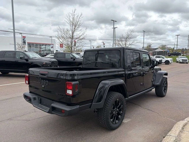 2026 Jeep Gladiator NightHawk! 0% FINANCING!, 4 177 km, dovoz Kanada — foto 4 z 9