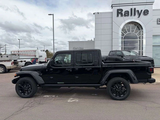 2026 Jeep Gladiator NightHawk! 0% FINANCING!, 4 177 km, dovoz Kanada — foto 6 z 9